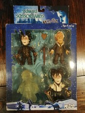 New Edward Scissorhands 4 Pack Mini  Figures - Mez-itz-  Mezco-2005