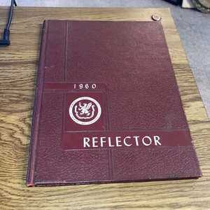 Newton Junior College 1960 Reflector Yearbook, MASS - Picture 1 of 11