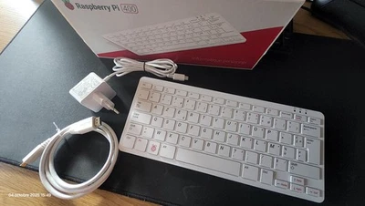 Raspberry pi 400 (4Gb FR Azerty) + Alimentation + Cable micro HDMI - Photo 1/4