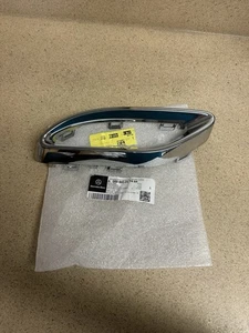 🔥Mercedes-Benz GLE W166 Rear Left Tailpipe Chrome Trim Genuine A000885017464🔥 - Picture 1 of 4