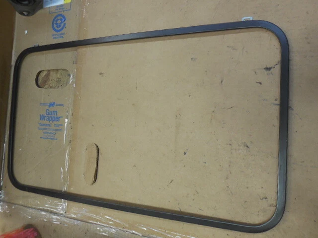 Ободок отделки козырька люка базовый внутренний для Audi A6 1998 - 2004 годов выпуска - Изображение 1 из 4