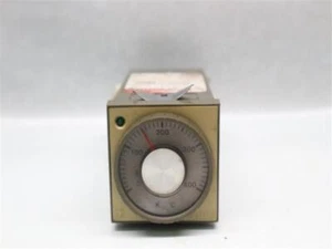 Controlador de temperatura Yamatake Honeywell JR7710 0-400 K °C 30 días de garantía - Imagen 1 de 8