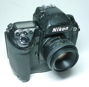 Nikon F5 + Nikkor 1.8D 50mm An-Verkauf ff-shop24 - Bild 1 von 8