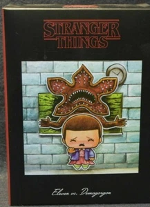 Loot Crate Exclusive Artist Series - Stranger Things Eleven vs Demogorgon NEU - Bild 1 von 3