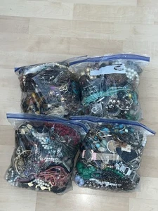 Huge Lot 30 Lbs High End Costume Fashion Jewelry - Wearable Resell - Vintage-Now - Picture 1 of 11