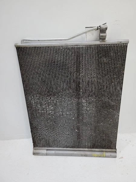 BMW 750LI 750I 2009-2015 4,4 L condensador de aire acondicionado   Foto 1 de 4