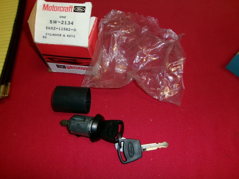 NOS 86 87 88 89 90 Ford Taurus Continental Sable Ignition Lock OEM E6DZ11582D - Image 1 of 1