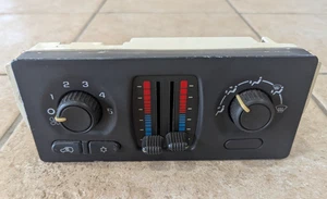 2003-2004 Chevy Silverado Avalanche 1500 AC Heater Temp Control CJ3 w/o Rr Def - Picture 1 of 10