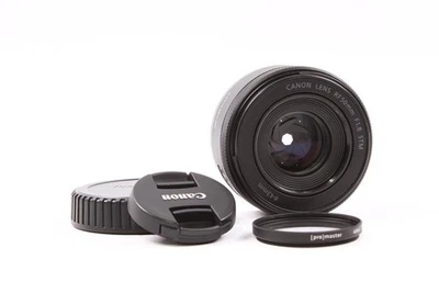 Used Canon RF 50mm f/1.8 STM Lens - Image 1 of 4