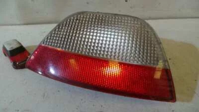 fendinebbia posteriore destro per FORD FOCUS LIM. (CB4) 2007 1706467 - Изображение 1 из 3