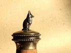 alter Schnapsausgießer Schnapskopf Schnapsnase ZIERKORKEN SILBER HUND