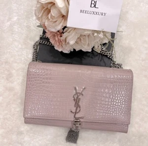 1000% auténtico! Bolso rosa desnudo Saint Laurent YSL mediano Kate borla cocodrilo en relieve - Imagen 1 de 12