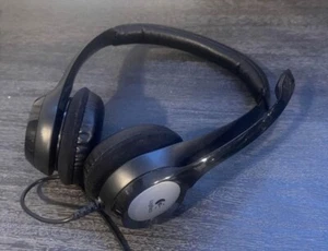 Logitech USB kabelgebundene Over Air Noise Cancelling Kopfhörer - Bild 1 von 5
