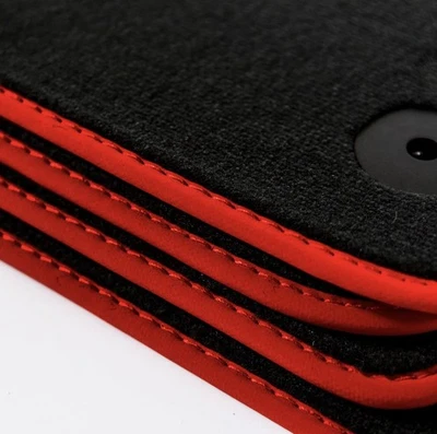 Alfombrillas de terciopelo para Audi A5 / S5 / RS5 2008-2017 - 8F7, 8T3 - bordes rojos Foto 1 de 4