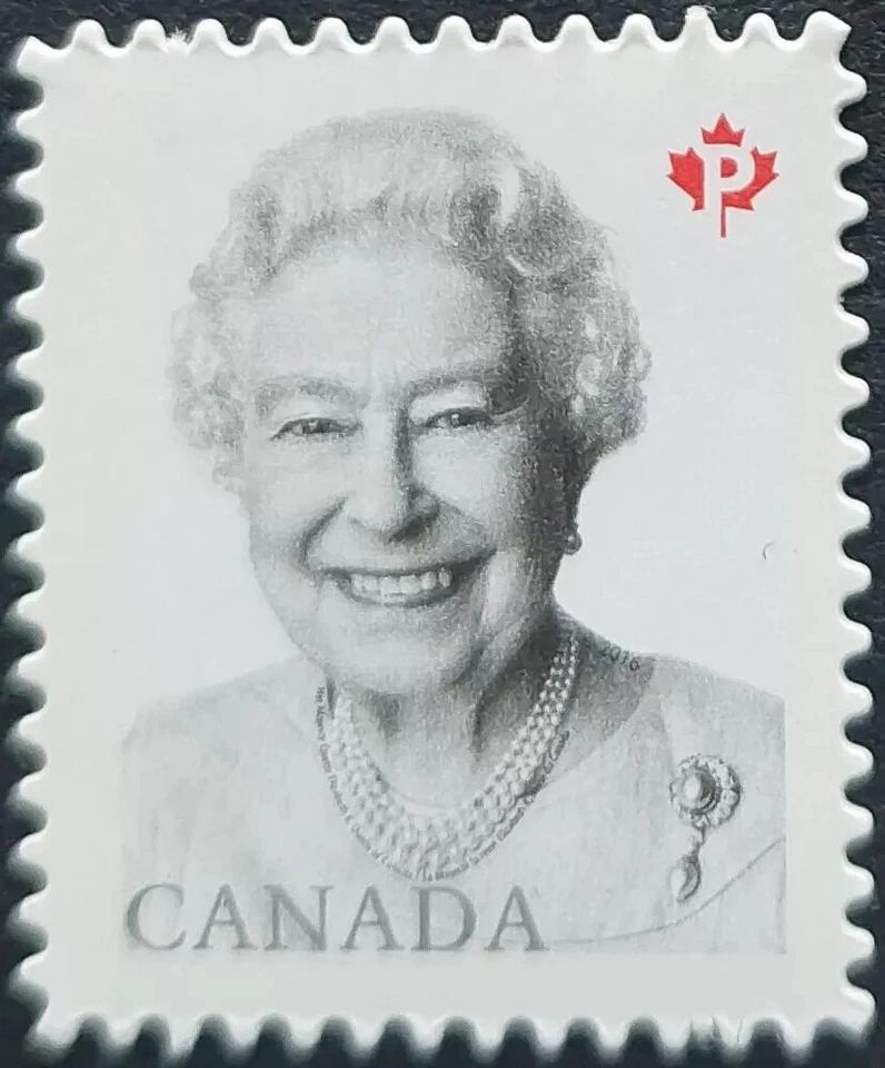 Canada - Scott #2888i - 2016 - Die Cut to Shape - Queen Elizabeth II - Image 1 of 1