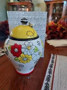 BUMBLE HONEY BEE COOKIE JAR CANISTER 3-D DESIGN YELLOW, BLACK RED & WHITE - Picture 1 of 2