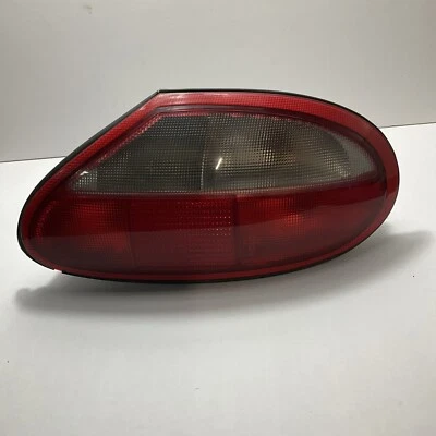 Conjunto de luz trasera exterior lado pasajero derecho Jaguar XK8 XKR 1997-2000 FABRICANTE DE EQUIPOS ORIGINALES Foto 1 de 4