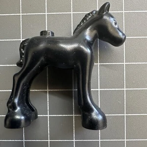 Lego Black Horse / Foal with Dark Bluish Grey Eyes, 2 Eyelashes Part 11241pb03 - Picture 1 of 2