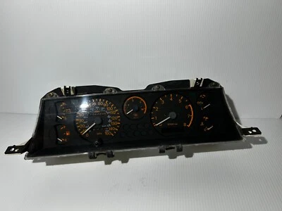 MITSUBISHI STARION/CHRYSLER CONQUEST 1984-1989 OEM GAUGE CLUSTER Foto 1 de 4