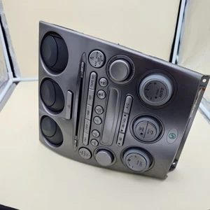 Mazda GJ6J66DSXG02 Werksradio inkl. kompletter Blende - Bild 1 von 17