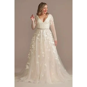 David’s Bridal Lace Wedding Dress w/ Train & Bustle – Women’s Regular Size 12 - Picture 1 of 9
