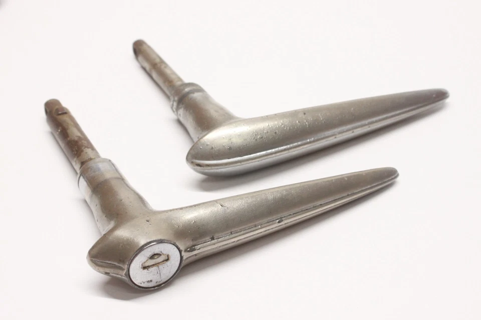 Chevrolet 1934 1935 pasajero estándar maestro manija de puerta exterior par bloqueo Foto 1 de 4