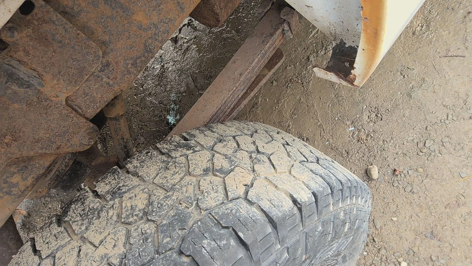 09 CHEVY SILVERADO 2500 Leaf Spring Rear - Image 1 of 1
