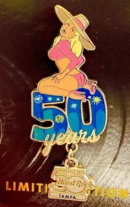 2021 HARD ROCK HOTEL & CASINO TAMPA 50. JAHRSTAG SEXY 50 JAHRE MÄDCHEN PIN - Bild 1 von 1