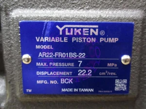 QTY:1 YUKEN AR22-FR01BS-22 plunger oil pump - Picture 1 of 1