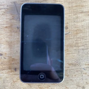 Apple A1288 iPod Touch 2nd Gen 8GB Battery Doesn’t Hold Charge - Picture 1 of 7