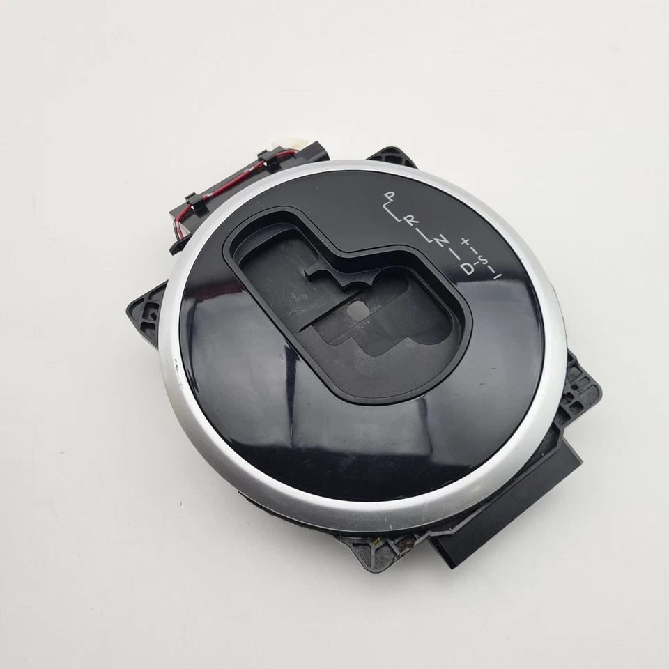 Subaru Liberty Outback Automatic Shifter Surround Trim Gen 4 09/06-08/09 - image 1 of 4