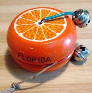 Vintage FLORIDA Orange Promo Advertising Wooden YO-YO With Attached Bells 1970s - Picture 1 of 3
