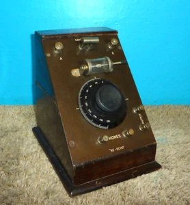 Antique "RE-ECHO" Crystal Radio Receiver - Picture 1 of 7