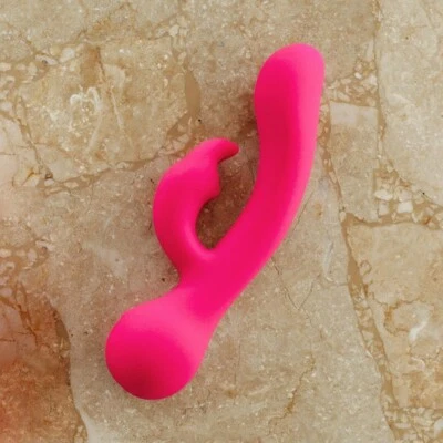 Vibrador de masaje personal Jimmy Jane Ruby Rabbit  Foto 1 de 4