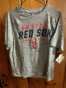 NWT Boston Red Sox Short Sleeve Men’s Gray Pullover Size M-Spring Training Soon! - Picture 1 of 7