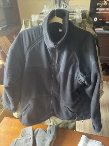 Giacca in pile Polartec militare USA. Zip intera nera uomo media. Esercito, Marina Militare, USMC - Foto 1 di 7