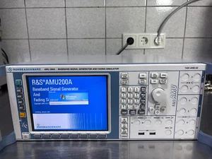 Generator sygnału pasma bazowego / symulator fadingu Rohde & Schwarz AMU 200A - Zdjęcie 1 z 16