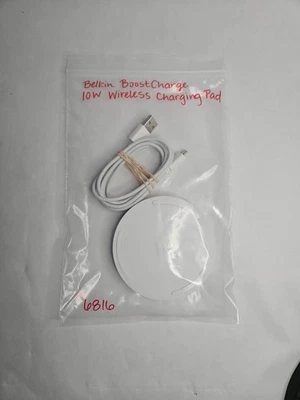 Belkin 10-Watt Quick Charge Wireless Charging Pad, White - Image 1 of 4