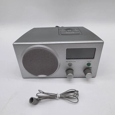 Boston Acoustics Recepter Radio HD AM FM Alarm Clock Radio w Cord AFQ5D008446 - Image 1 of 4