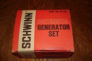 SET GENERATORE CONTINENTALE BICICLETTA SCHWINN 1977 VINTAGE # 04 235 NUOVO IN SCATOLA - Foto 1 di 8