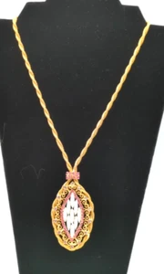 Lavendel Rosa und Weiß Strass Oval Anhänger Seil Kette Goldfarben Halskette - Bild 1 von 12