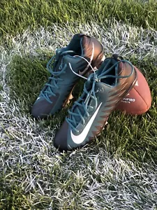 "Nuovi tacchetti da calcio Nike verdi/neri taglia 13,5 Alpha Menace Pro metà ""Eagles""" - Foto 1 di 7