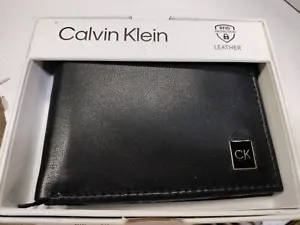 NWT Calvin Klein Black color leather bifold RFID wallet Men - Picture 1 of 1