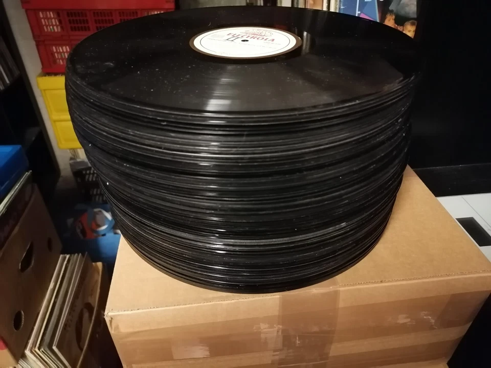 Sommerspecial! 90 große Schallplatten Vinyl 12" (30 cm) Basteln Deko - Bild 1 von 1