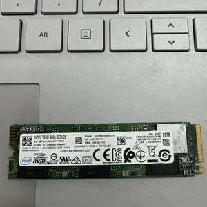 i1 Intel 1TB SSD, 660p Series, M.2 2280 PCIe NVMe 3.0, SSDPEKNW010T8H - Afbeelding 1 van 4