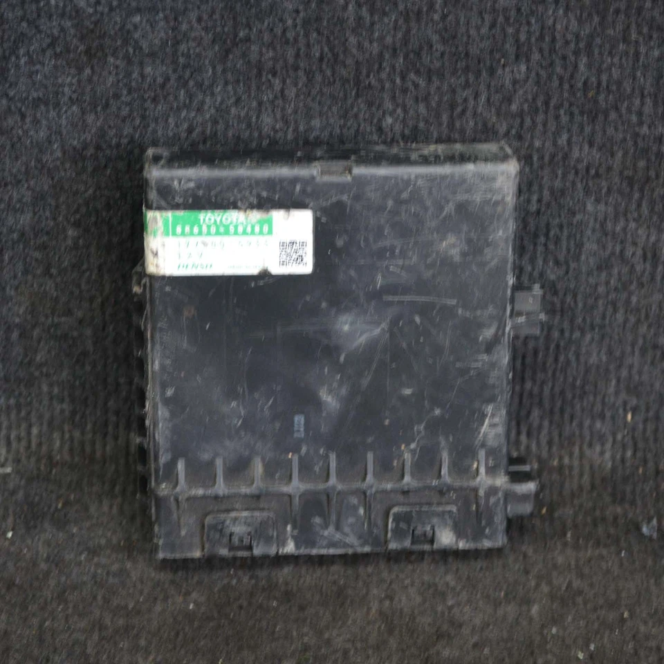 LEXUS LS _F4_ 2007 Other Control Units 88650-50480 - Immagine 1 di 4