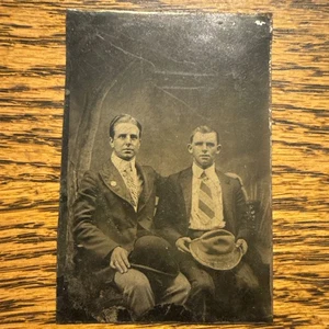 Antique Tin Type Photo Of 2 Men Brothers In Smart Dress Holding Hat - Picture 1 of 6
