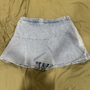 Day + Moon Women’s Denim Skort Size Large - Picture 1 of 4