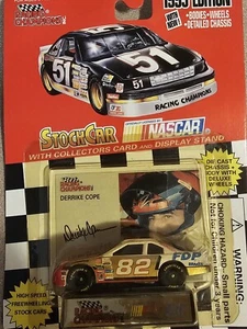 Derrike Cope #82 Racing Champions 1995 Edition NASCAR Ford Thunderbird - Picture 1 of 2