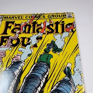Arte de portada de Marvel Comics Fantastic Four #258 bien/en muy buen estado Key Doctor Doom de John Byrne - Imagen 1 de 7
